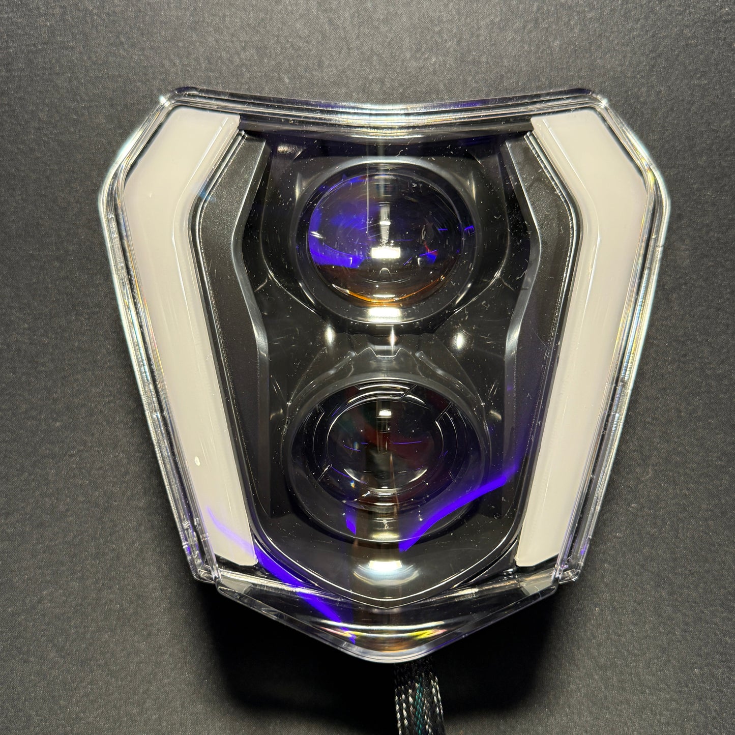 RAPTOR EYE 2 BEAMS KTM — Phare LED RGB | Draconic Lights